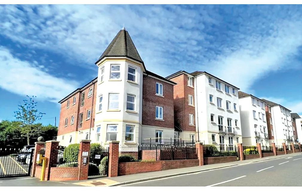 Kingsley Court, Windsor Way, Aldershot, Hampshire, GU11 1HZ