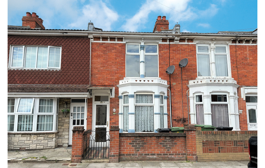 Catisfield Road, Southsea, Hampshire, PO4 8NJ