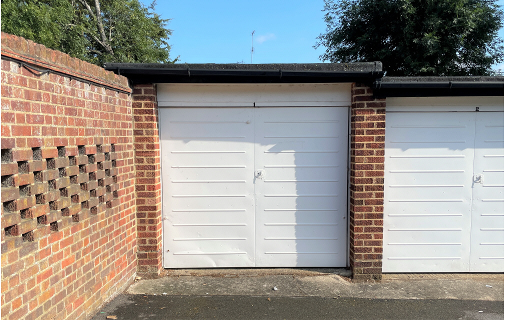 Springbank, Eversley Park Road, London, N21 1JH
