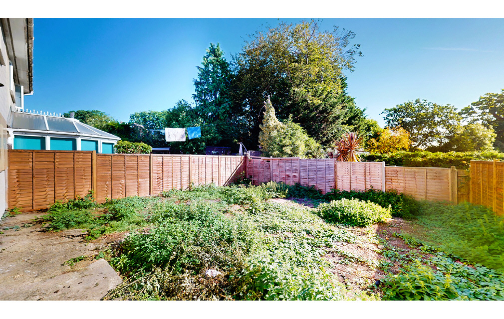 Halcot Avenue, Bexleyheath, Kent, DA6 7QA
