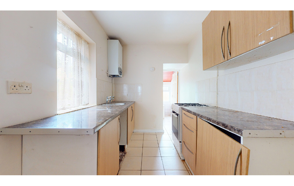 Victoria Street, Dunstable, Bedfordshire, LU6 3BB