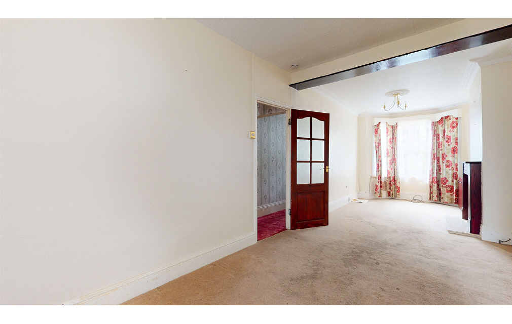 Victoria Street, Dunstable, Bedfordshire, LU6 3BB