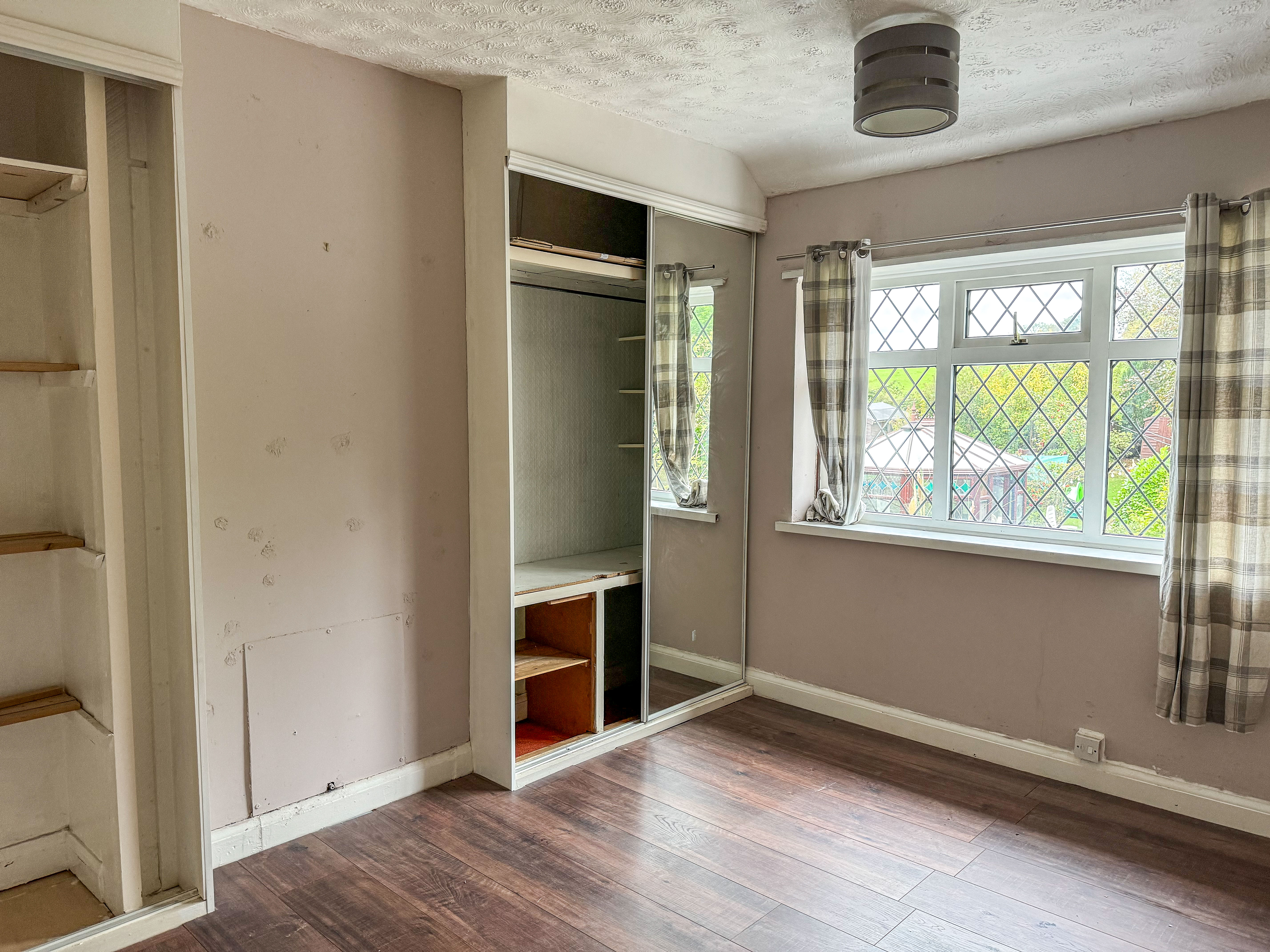 Newpool Road, Knypersley, Stoke-on-Trent, Staffordshire, ST8 6NS