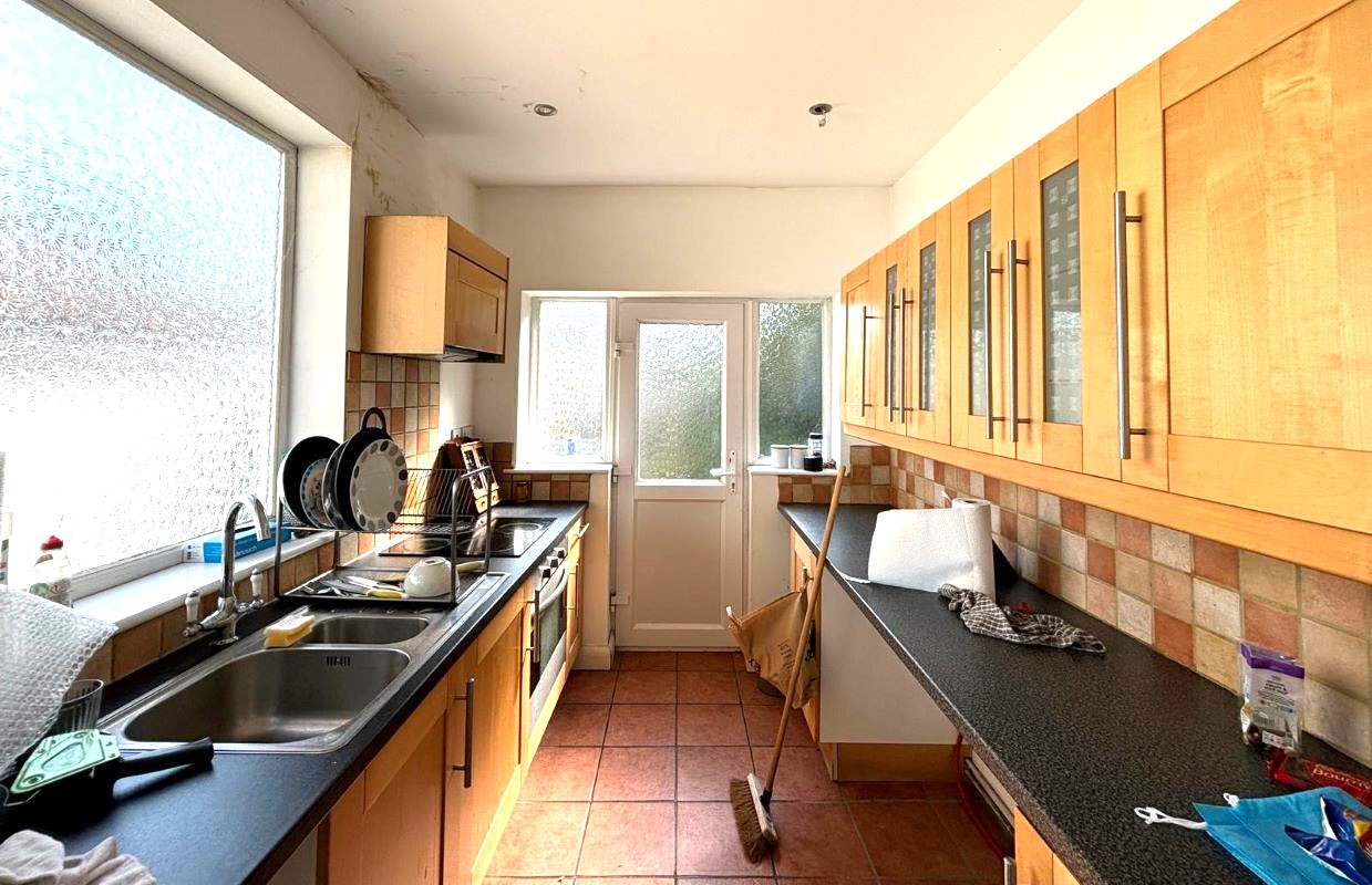 Craddocks Avenue, Ashtead, Surrey, KT21 1PB