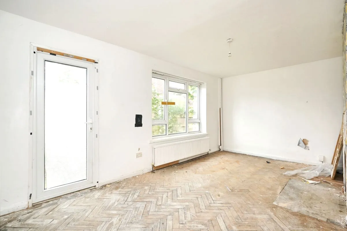 Beresford Drive, Ilkeston, Derbyshire, DE7 8SN