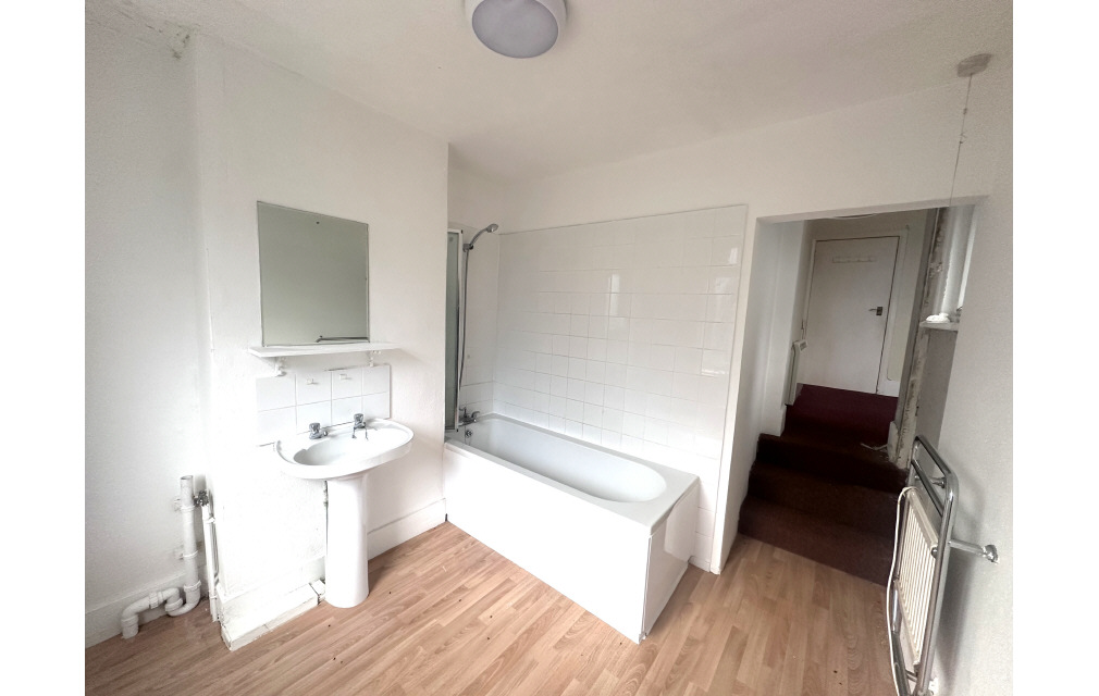 Langney Road, Eastbourne, East Sussex, BN21 3JP