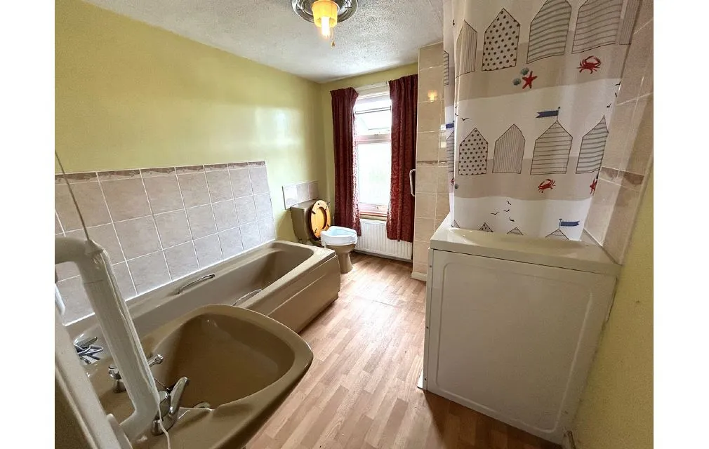 Malling Road, Snodland, Kent, ME6 5EG