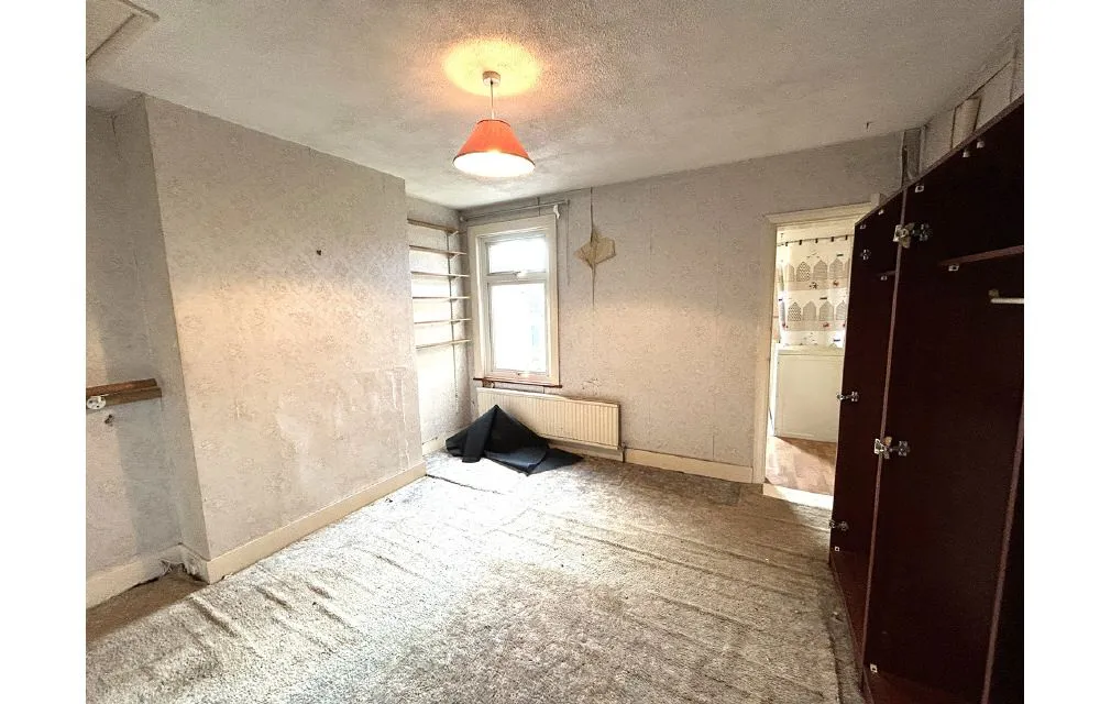 Malling Road, Snodland, Kent, ME6 5EG
