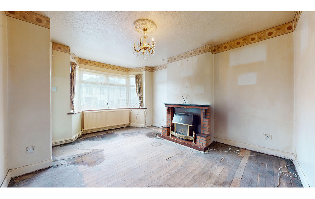 Wood Crescent, Hemel Hempstead, Hertfordshire, HP3 9EY