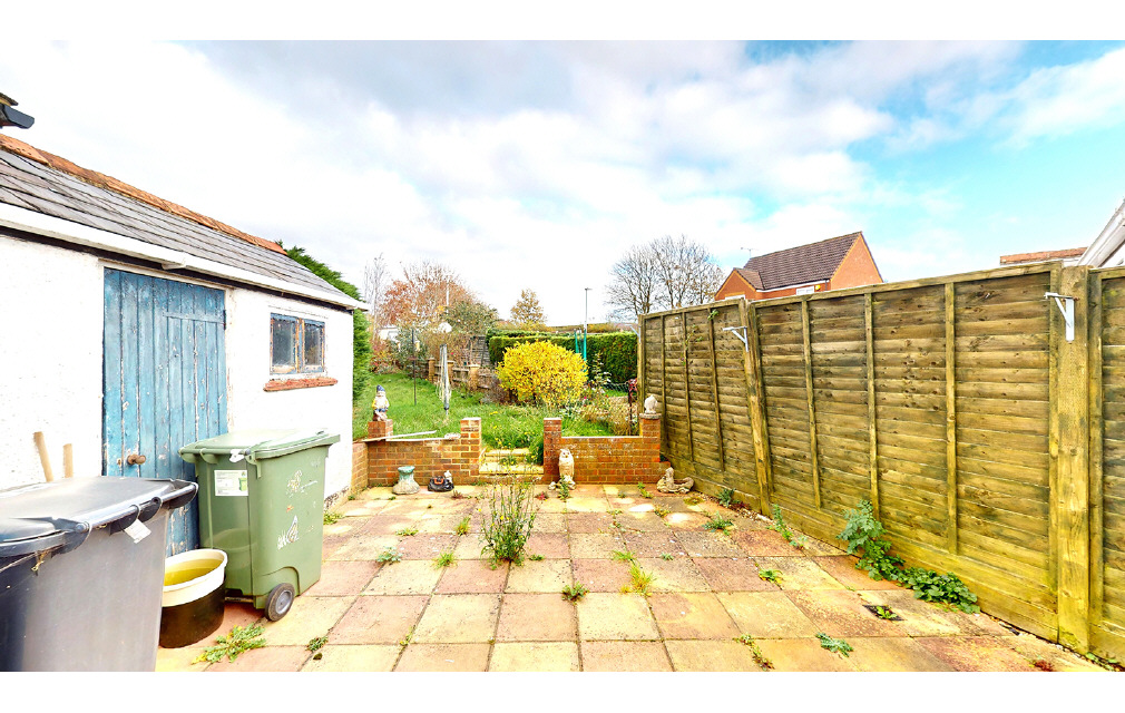 Wood Crescent, Hemel Hempstead, Hertfordshire, HP3 9EY