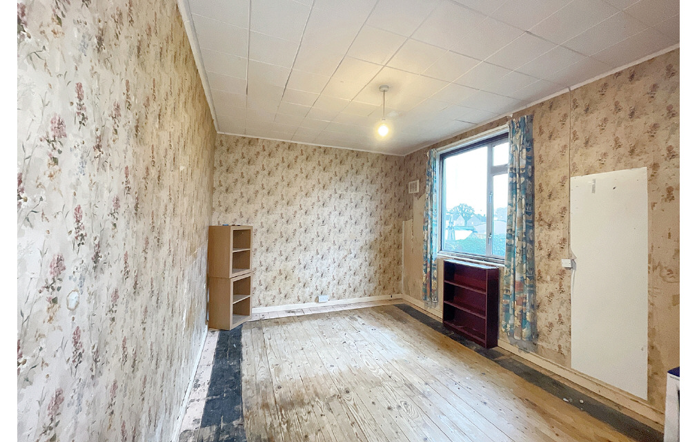 Hill Rise, Chippenham, Wiltshire, SN15 1AY