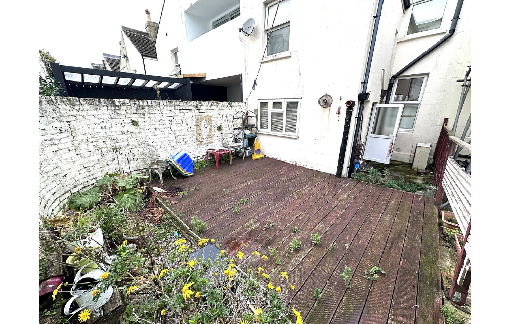 Ashford Road, Eastbourne, East Sussex, BN21 3UA