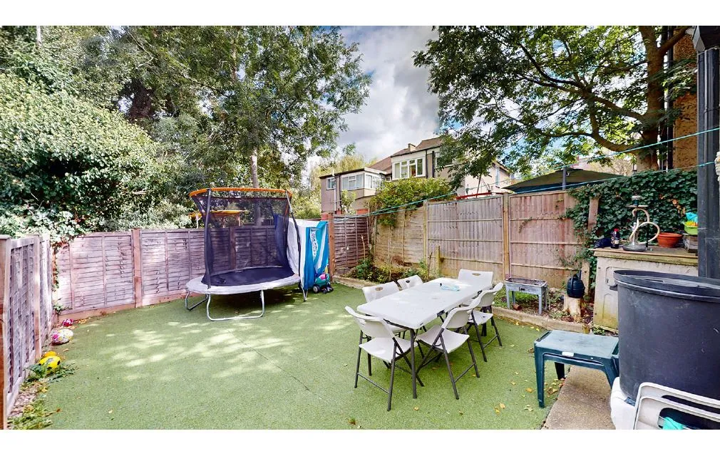 Connell Crescent, London, W5 3BJ