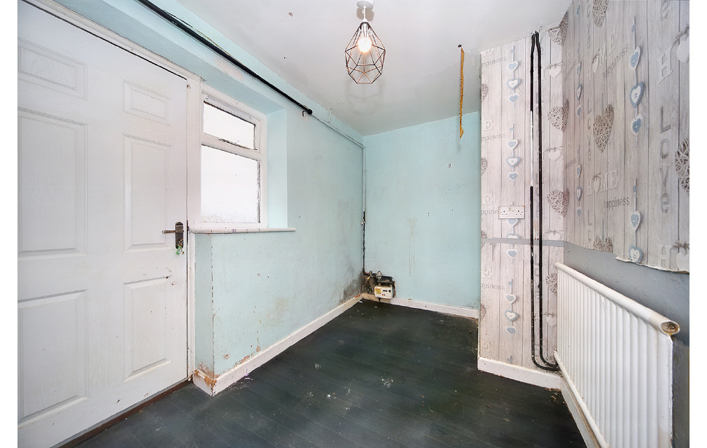 Whitethorn Way, Newcastle, Staffordshire, ST5 7BT