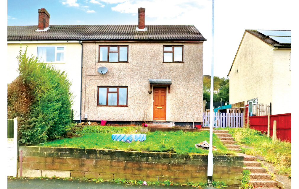 Whitethorn Way, Newcastle, Staffordshire, ST5 7BT