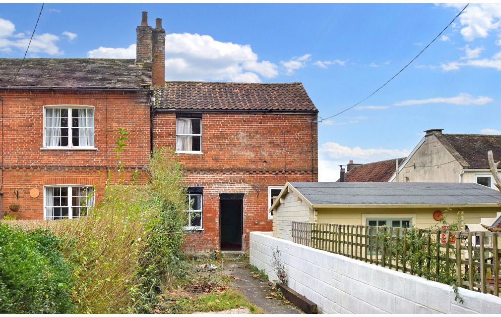 Leigh Road, Westbury, Wiltshire, BA13 3QP