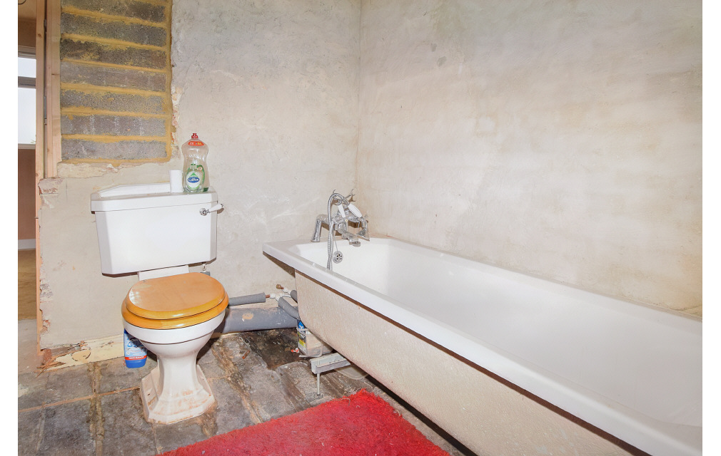 Leigh Road, Westbury, Wiltshire, BA13 3QP