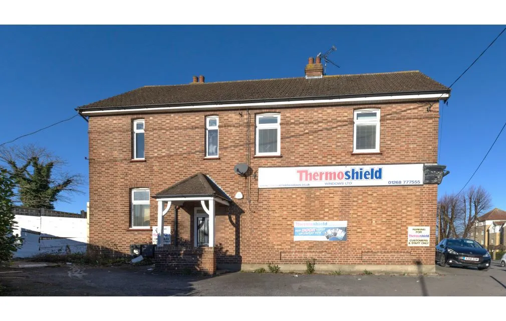 Eastwood Road, Rayleigh, Essex, SS6 7JQ