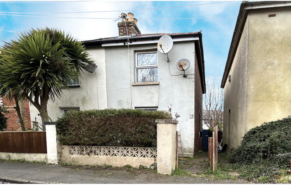 Lower Highland Road, Ryde, Isle Of Wight, PO33 1DX
