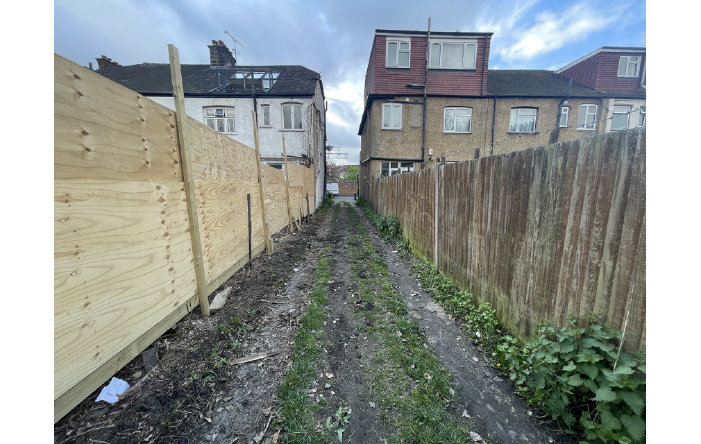 Tangle Tree Close, London, N3 2TR