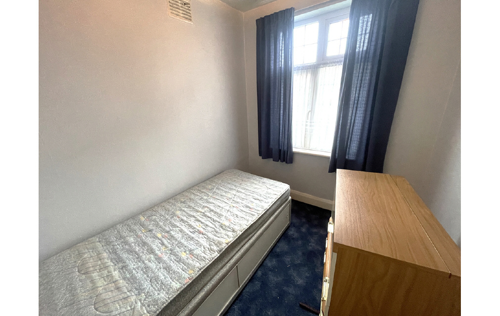 Maidstone Road, London, N11 2JT