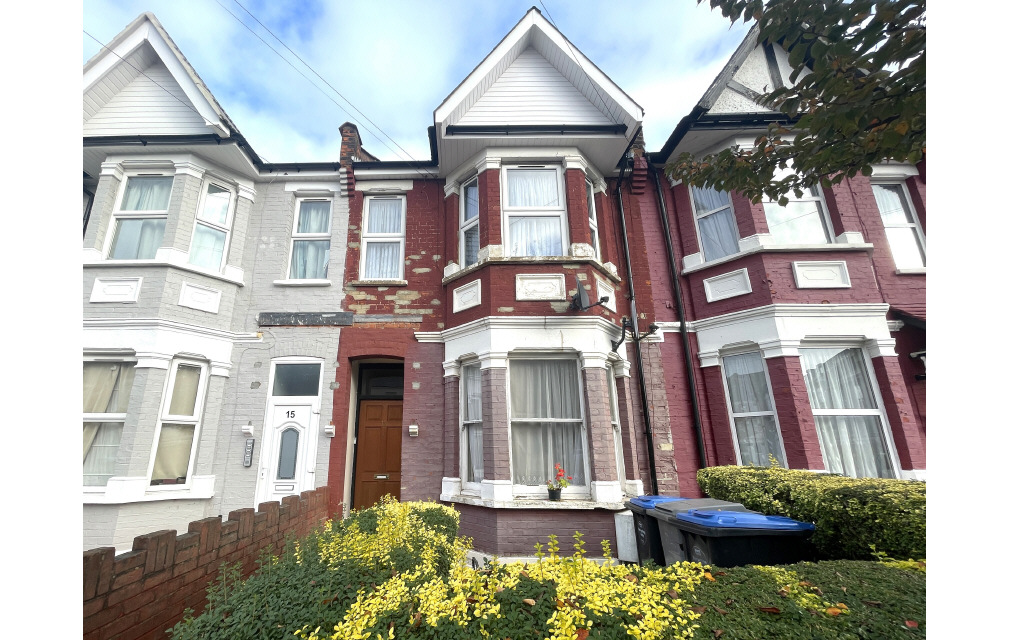 Litchfield Gardens, London, NW10 2LN