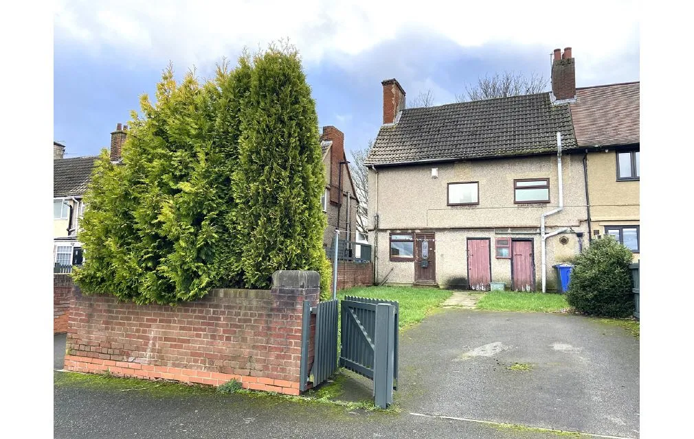 West Avenue, Woodlands, Doncaster, South Yorkshire, DN6 7PD