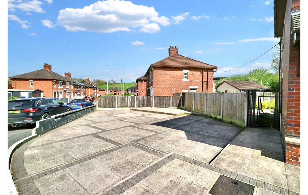 Birchfield Road, Stoke-on-Trent, Staffordshire, ST2 8HA