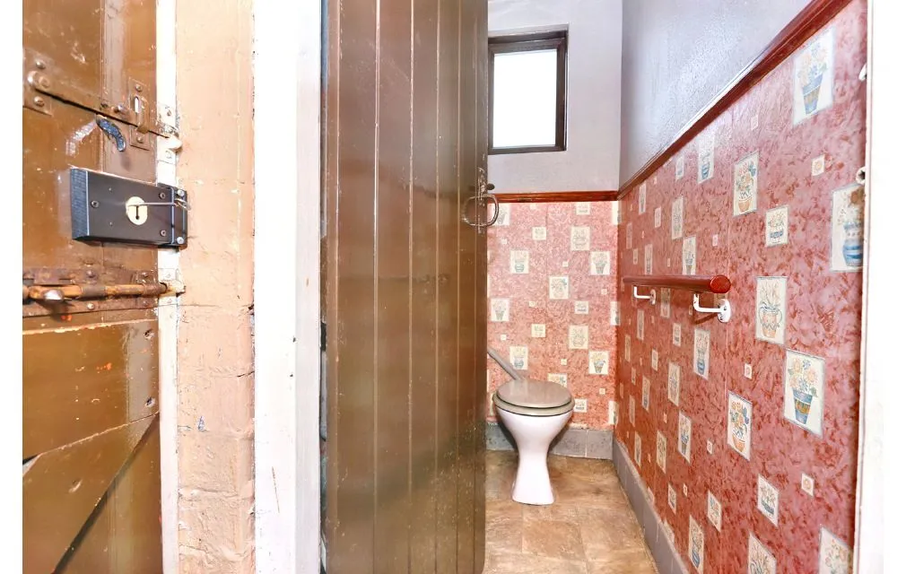 Birchfield Road, Stoke-on-Trent, Staffordshire, ST2 8HA