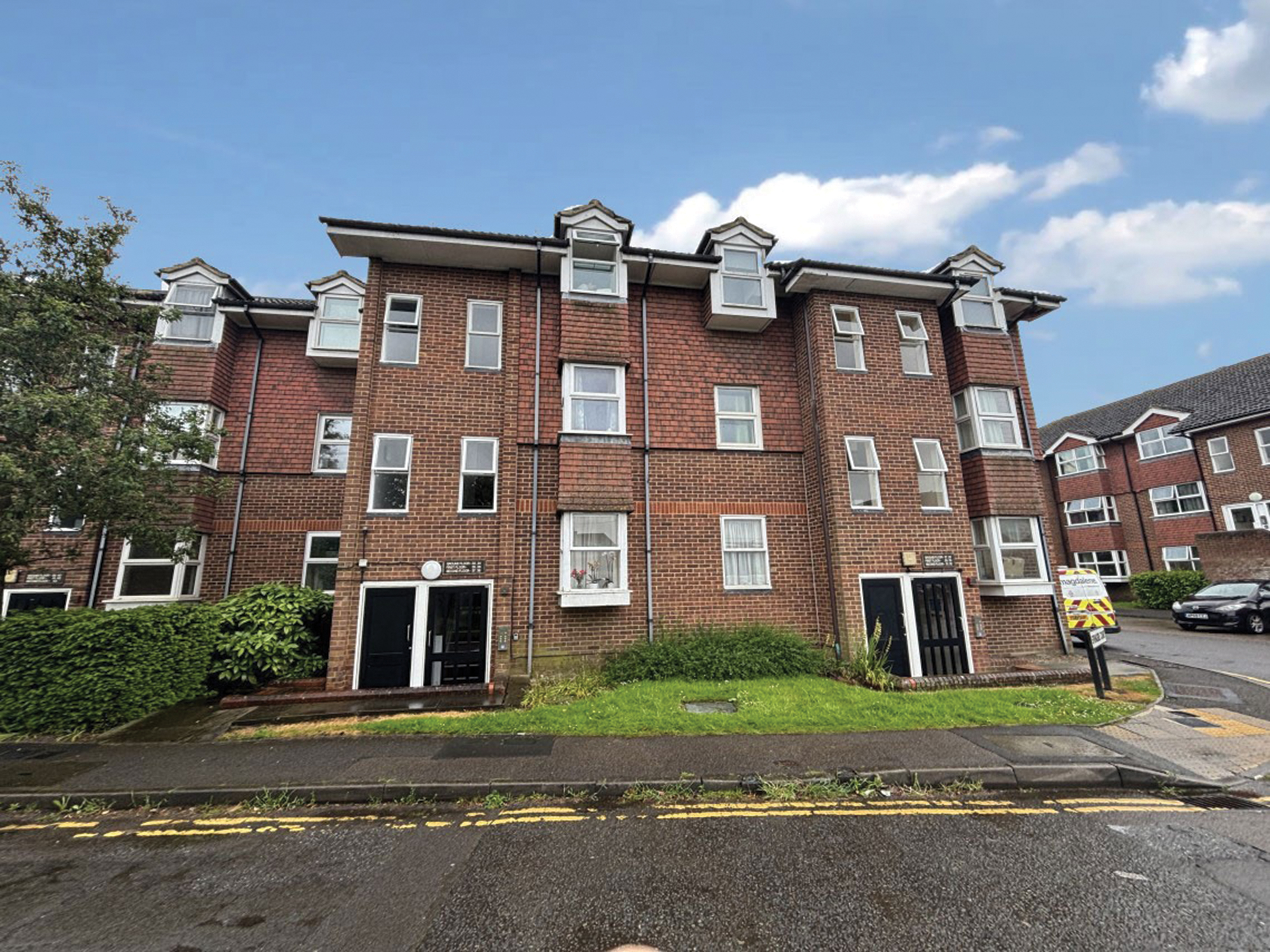 Josephs Road, Guildford, Surrey, GU1 1BT