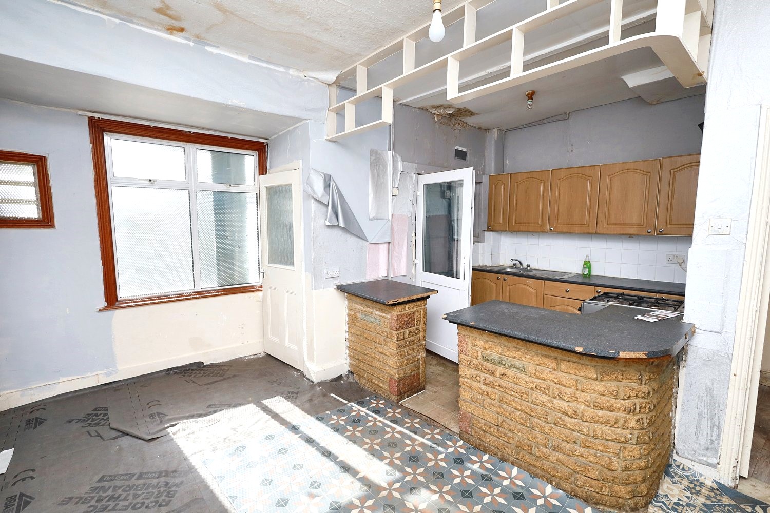 Lowbrook Road, Ilford, Essex, IG1 2HB