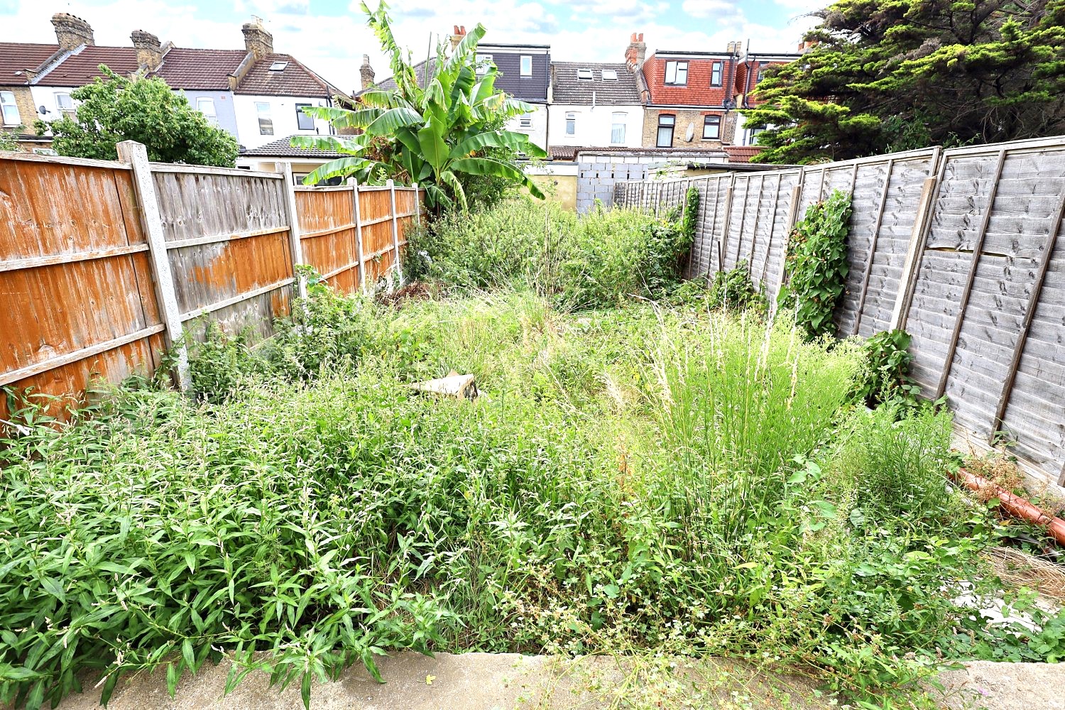 Lowbrook Road, Ilford, Essex, IG1 2HB