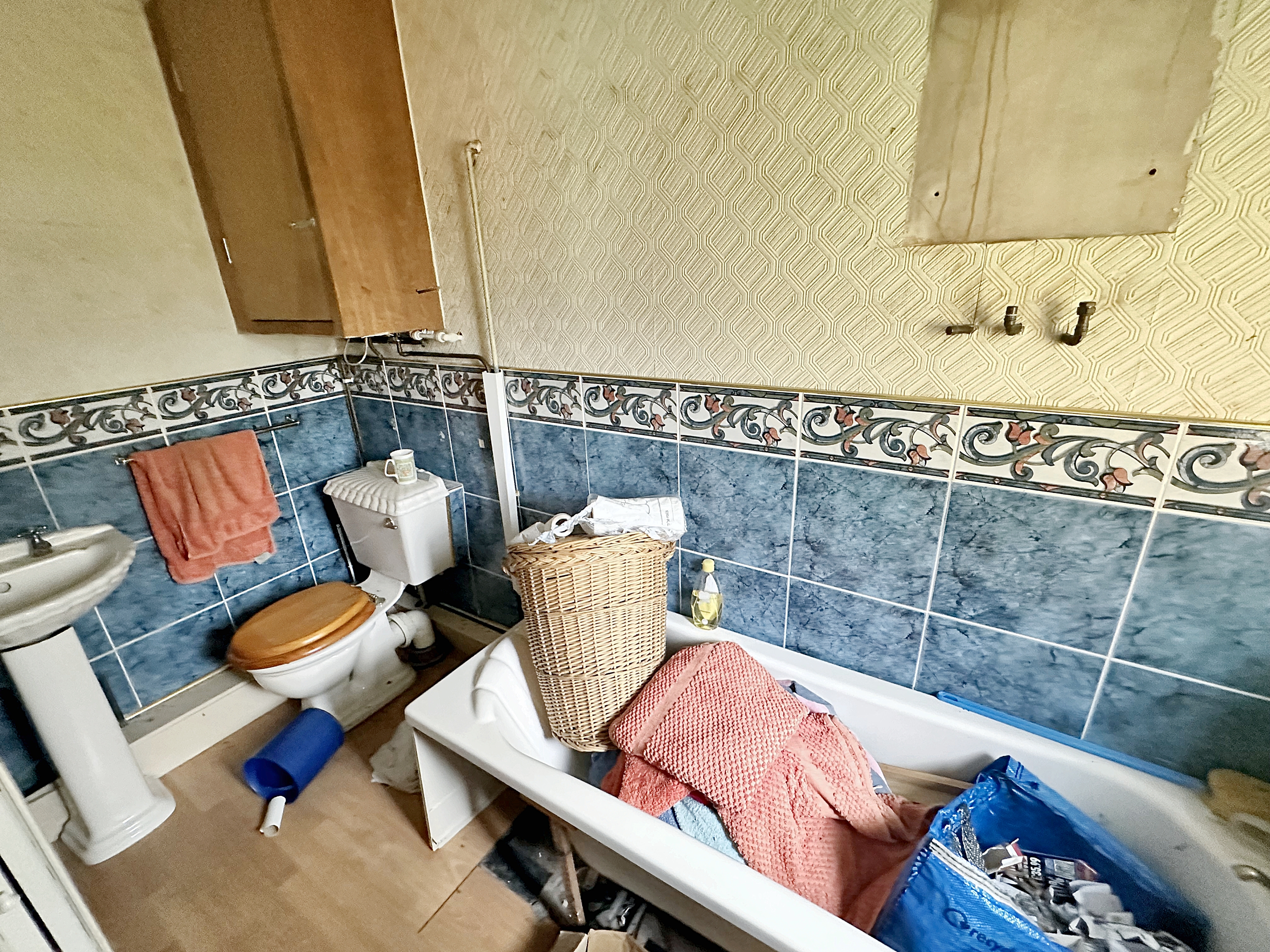 Woodman Road, Halesowen, West Midlands, B63 3EJ