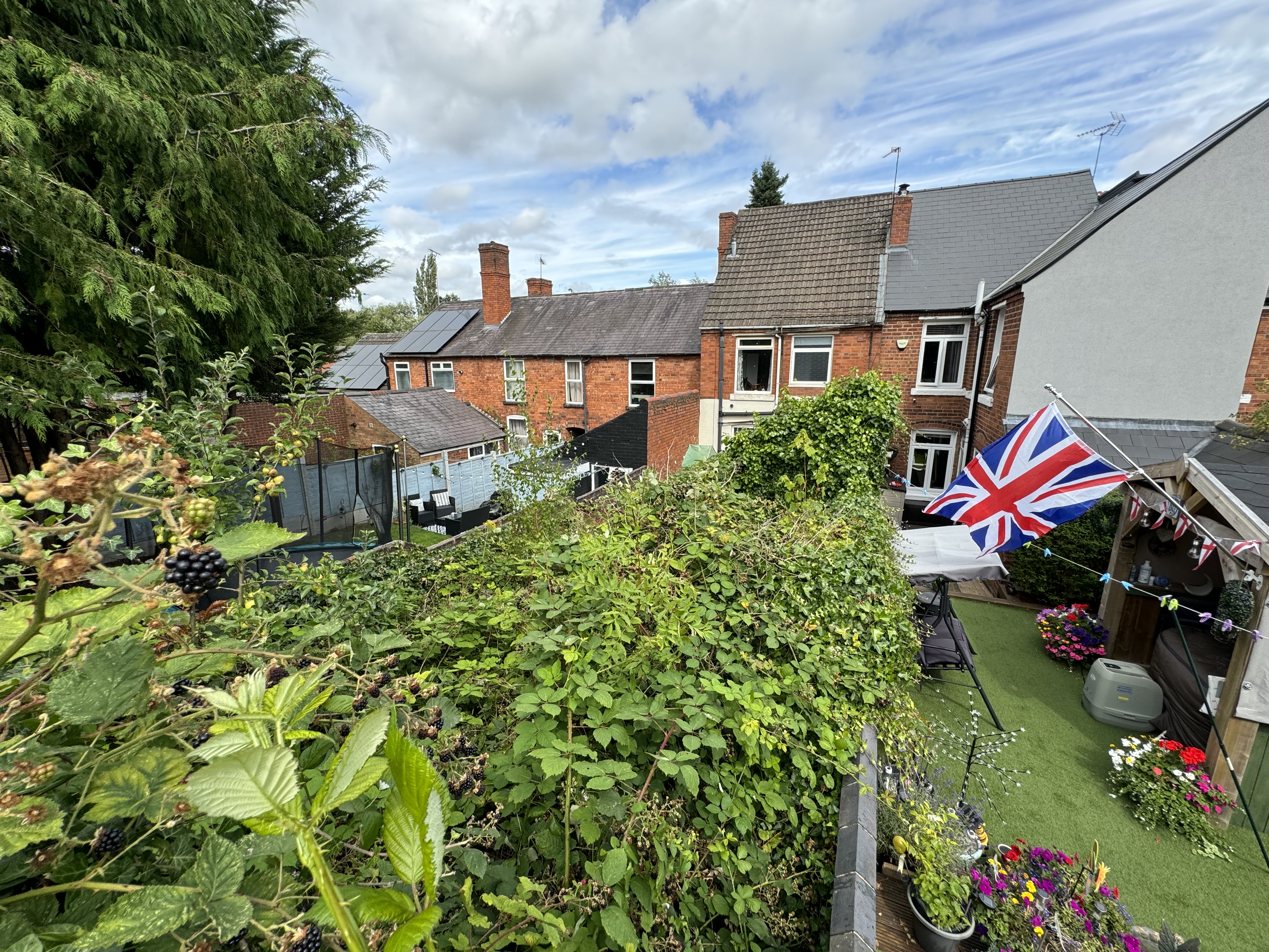 Woodman Road, Halesowen, West Midlands, B63 3EJ