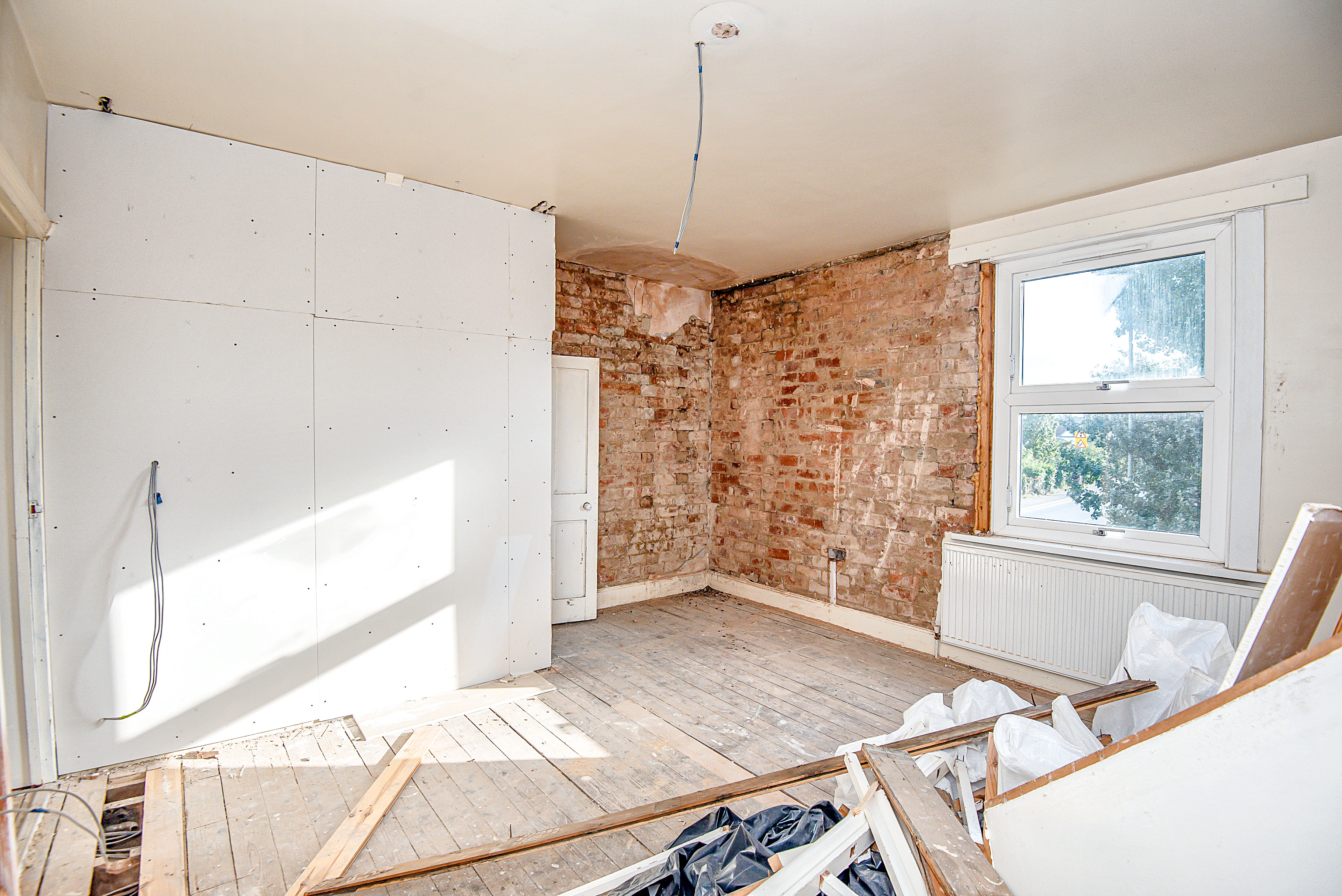 High Street, South Elmsall, Pontefract, West Yorkshire, WF9 2SH