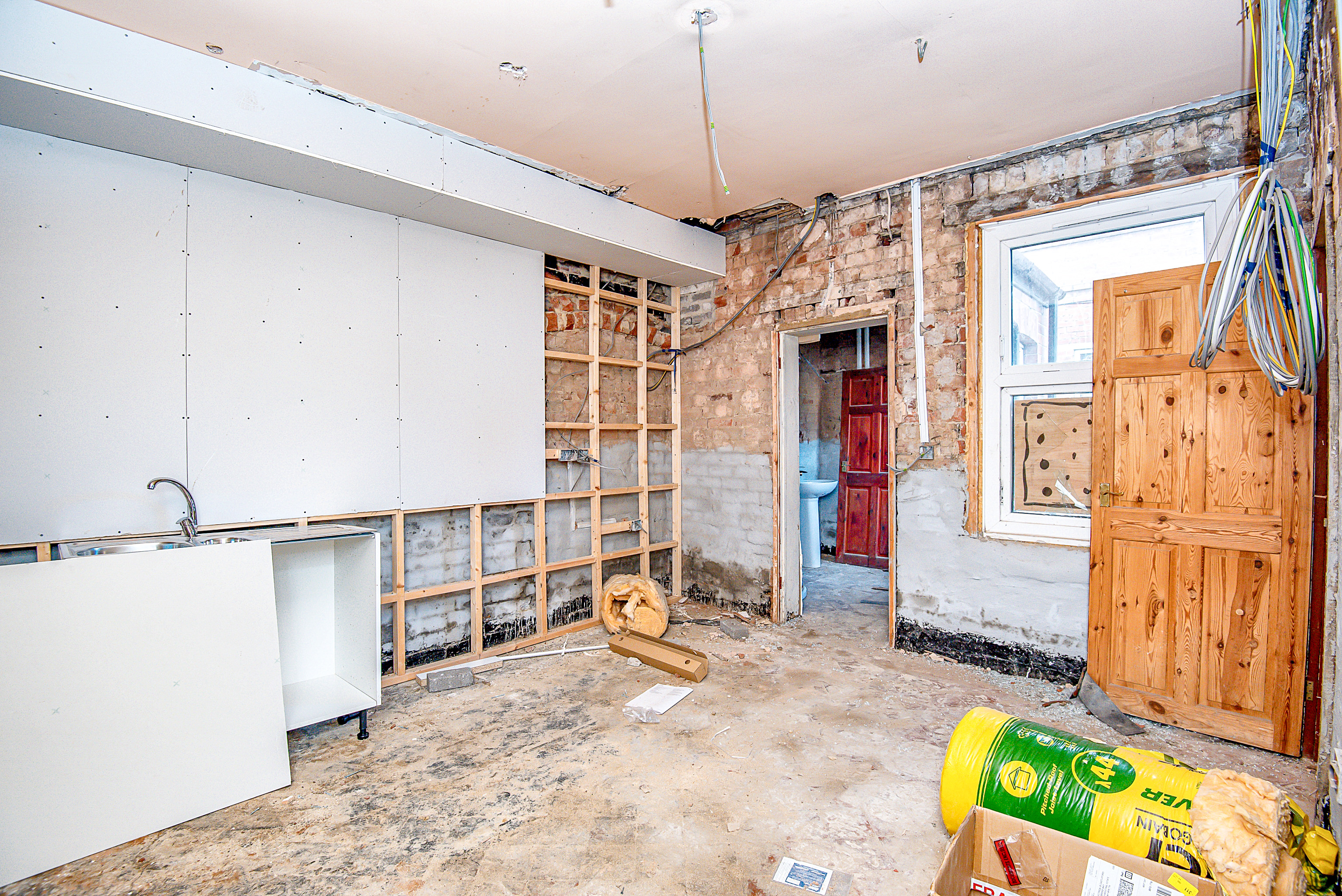 High Street, South Elmsall, Pontefract, West Yorkshire, WF9 2SH