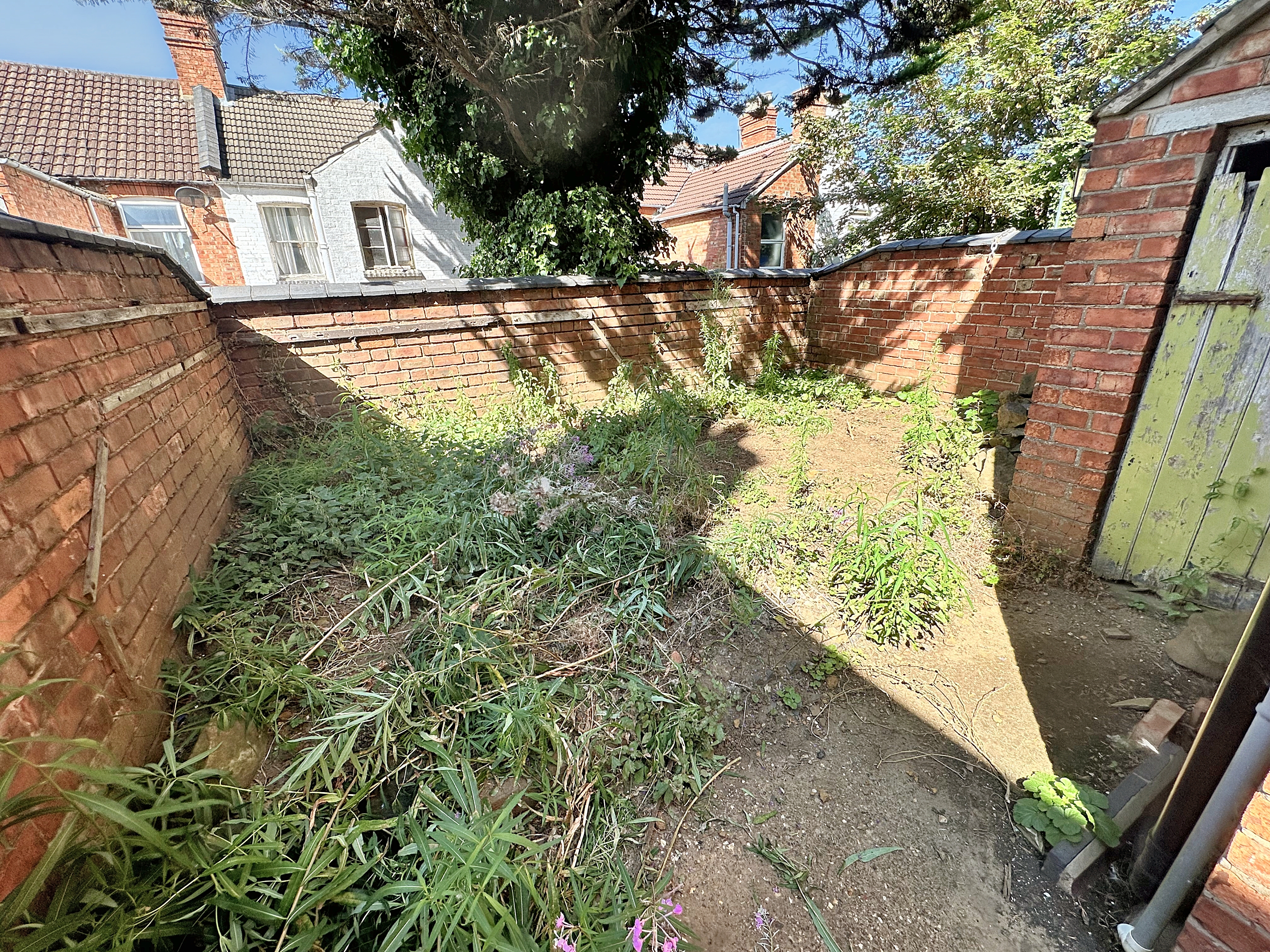Agnes Road, Northampton, Northamptonshire, NN2 6EU