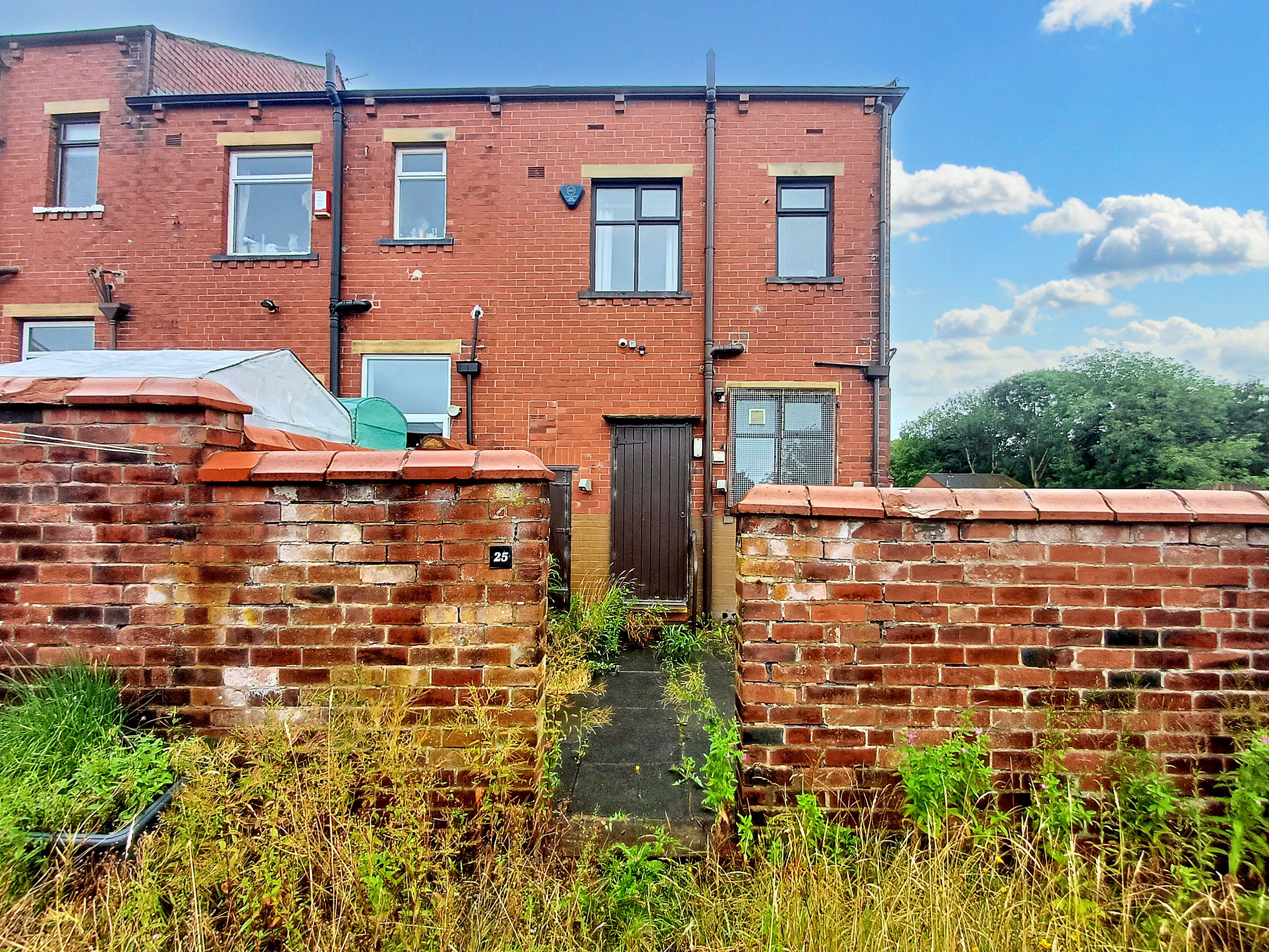 Oregon Avenue, Oldham, Lancashire, OL1 2LE