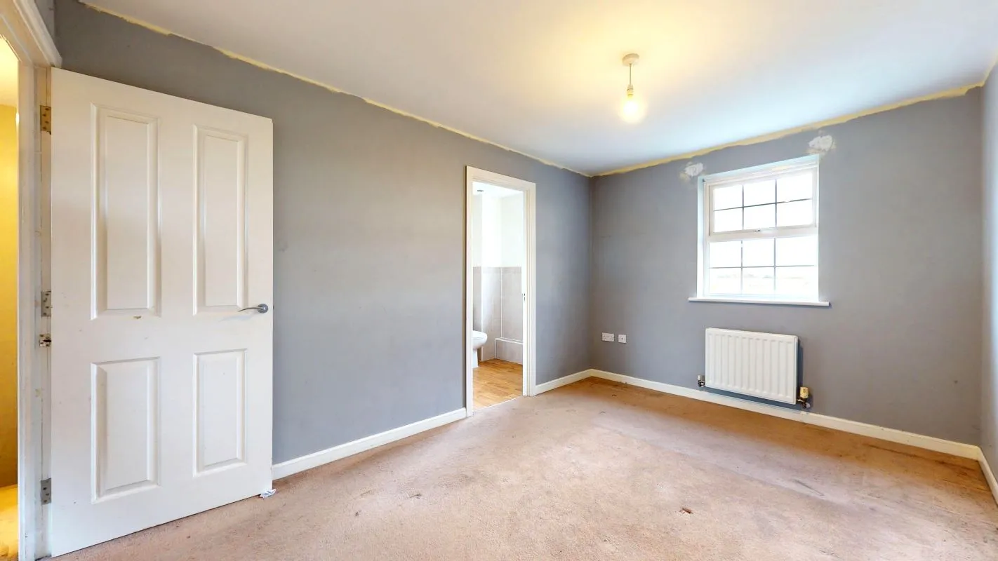 Online Property Auction in London: Bismuth Drive, Sittingbourne, ME10 5JT | Auction ends 22/10/2025.