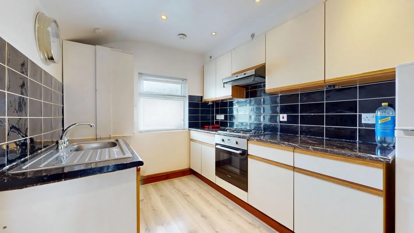 Online Property Auction in London: Norbury Road, Thornton Heath, CR7 8JN | Auction ends 22/10/2025, a Guide Price of £110,000+.