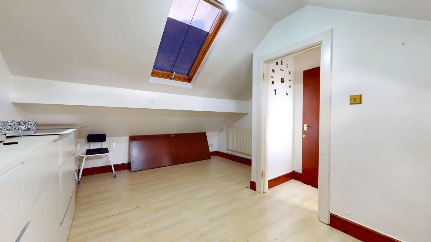Online Property Auction in London: Norbury Road, Thornton Heath, CR7 8JN | Auction ends 22/10/2025, a Guide Price of £110,000+.