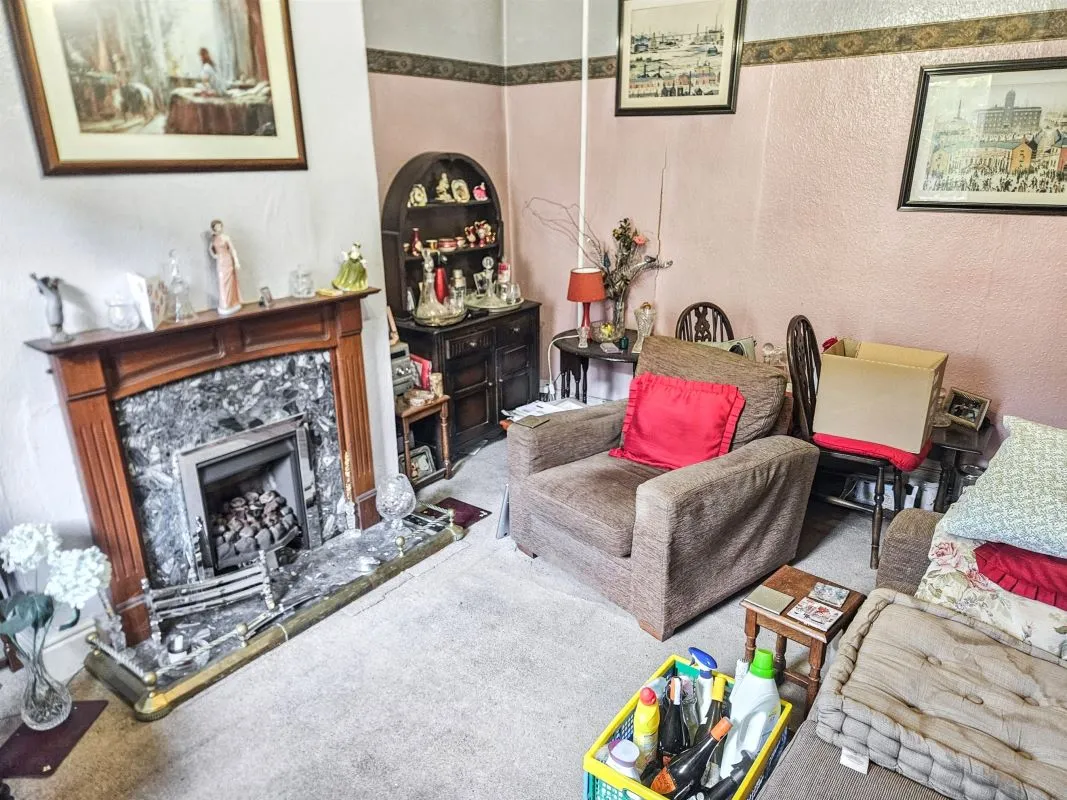 Online Property Auction in London: Thornhill Road, Brighouse, HD6 3AH | Auction ends 22/10/2025, a Guide Price of £35,000+.