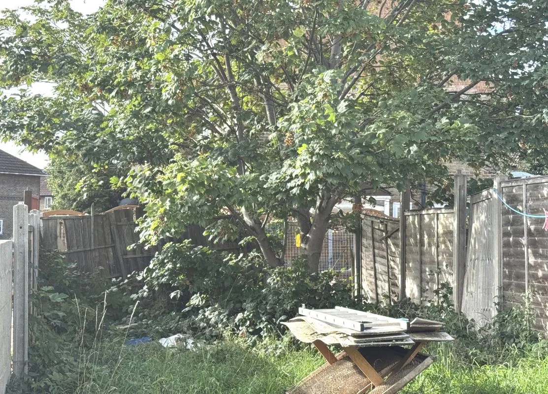 Online Property Auction in London: 109 Rivulet Road, Tottenham, N17 7JH | Auction ends 22/10/2025, a Guide Price of £5,000+.