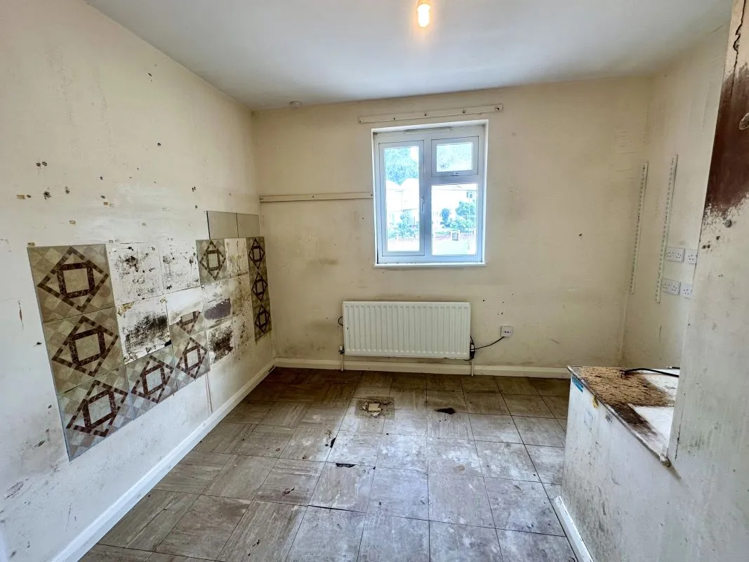 Online Property Auction in London: Halcot Avenue, Bexleyheath, DA6 7QD | Auction ends 22/10/2025.