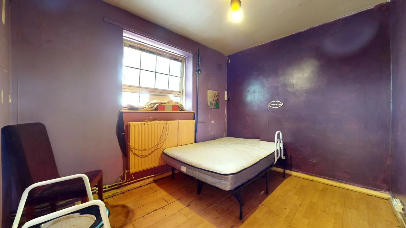 Online Property Auction in London: Haddo House, Haddo Street, Greenwich, SE10 9SF | Auction ends 22/10/2025, a Guide Price of £225,000+.