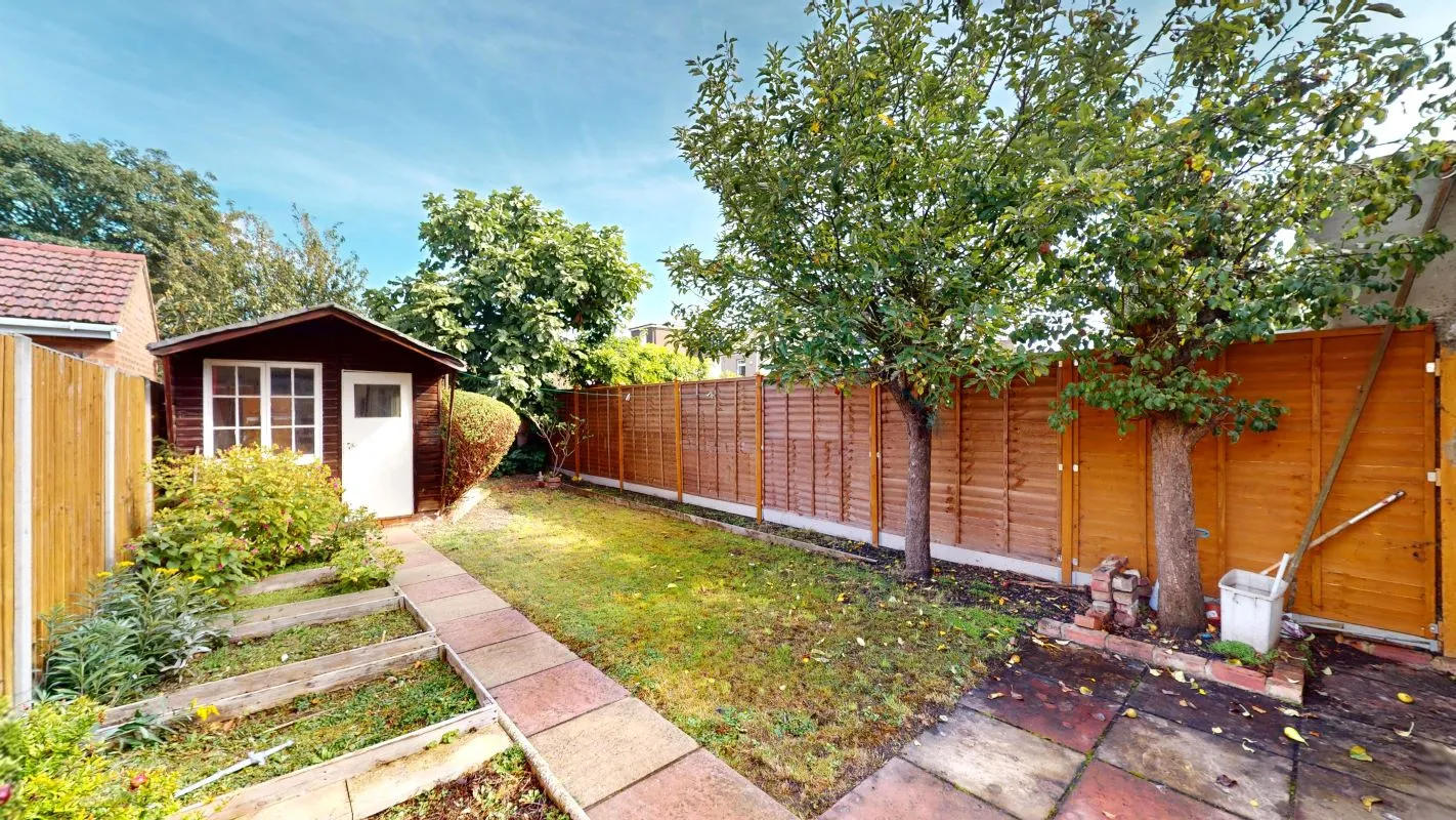 Online Property Auction in London: Danesbury Road, Feltham, TW13 5BG | Auction ends 22/10/2025, a Guide Price of £420,000+.