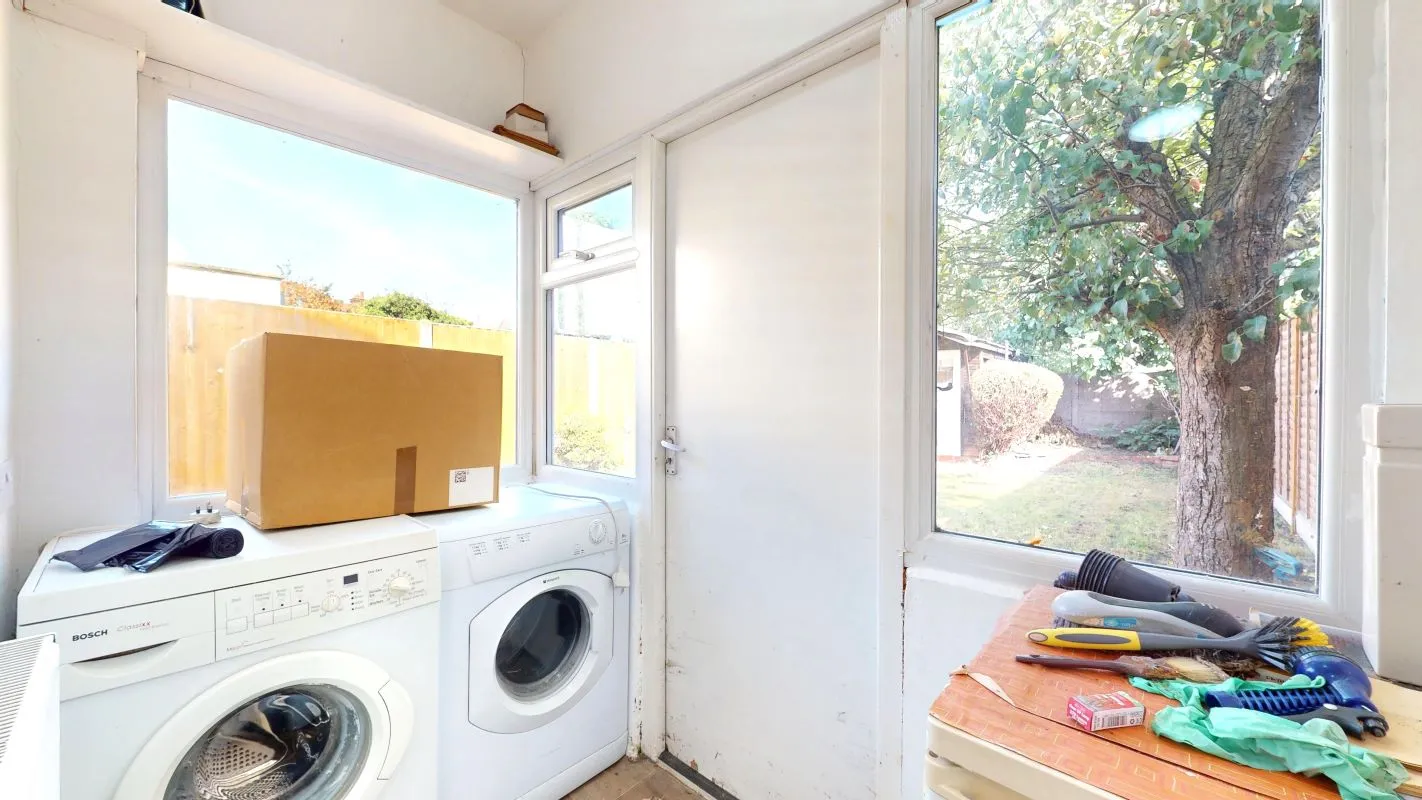 Online Property Auction in London: Danesbury Road, Feltham, TW13 5BG | Auction ends 22/10/2025, a Guide Price of £420,000+.