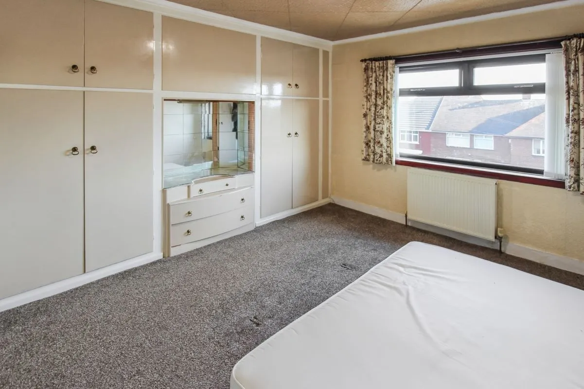 Online Property Auction in London: Rokeby Drive, Sheffield, S5 9JT | Auction ends 22/10/2025, a Guide Price of £50,000+.