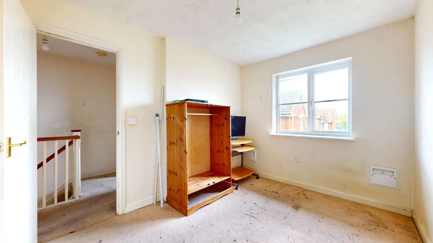 Online Property Auction in London: Windsor Road, Gillingham, ME7 4PS | Auction ends 22/10/2025.