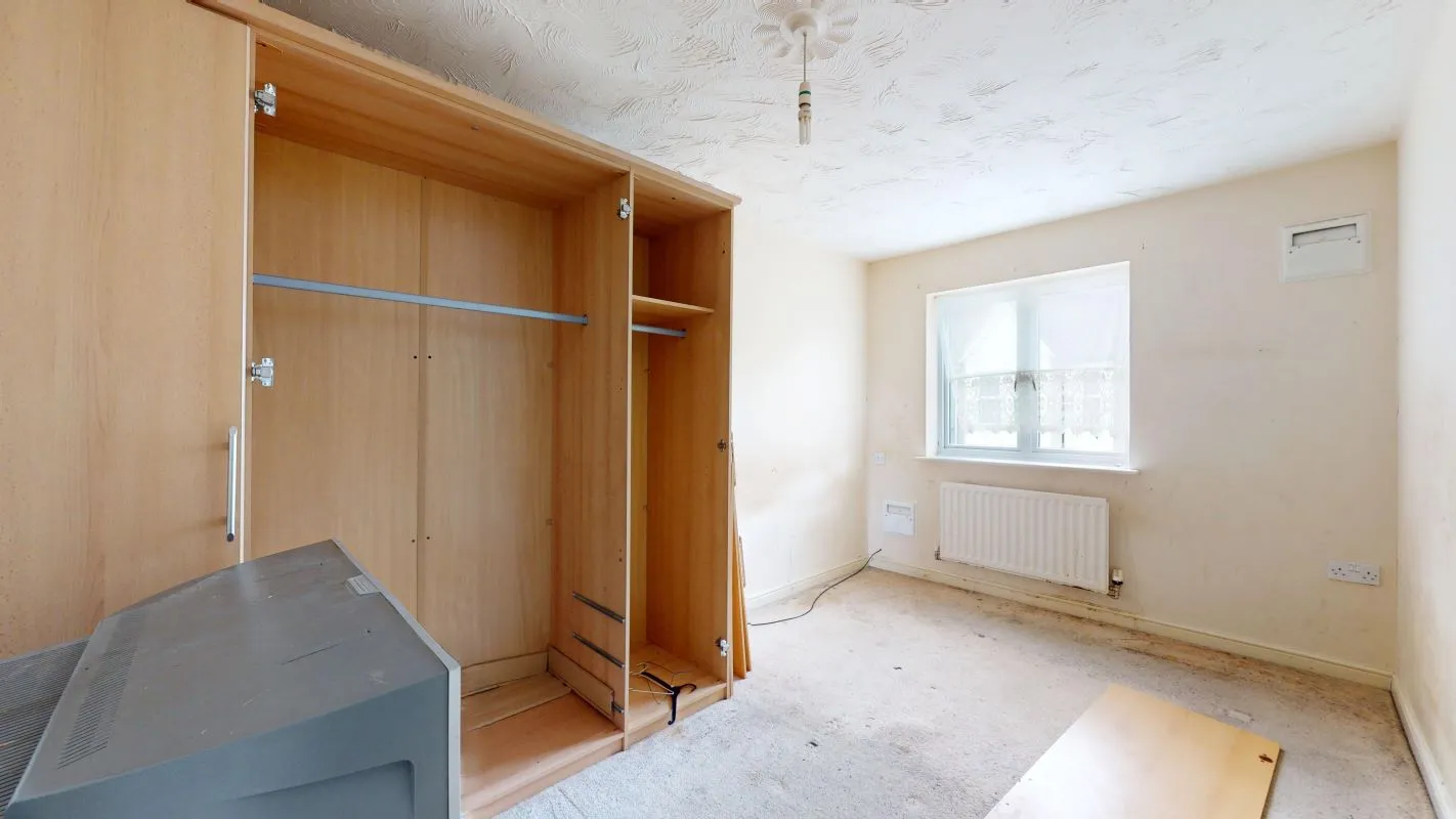 Online Property Auction in London: Windsor Road, Gillingham, ME7 4PS | Auction ends 22/10/2025.